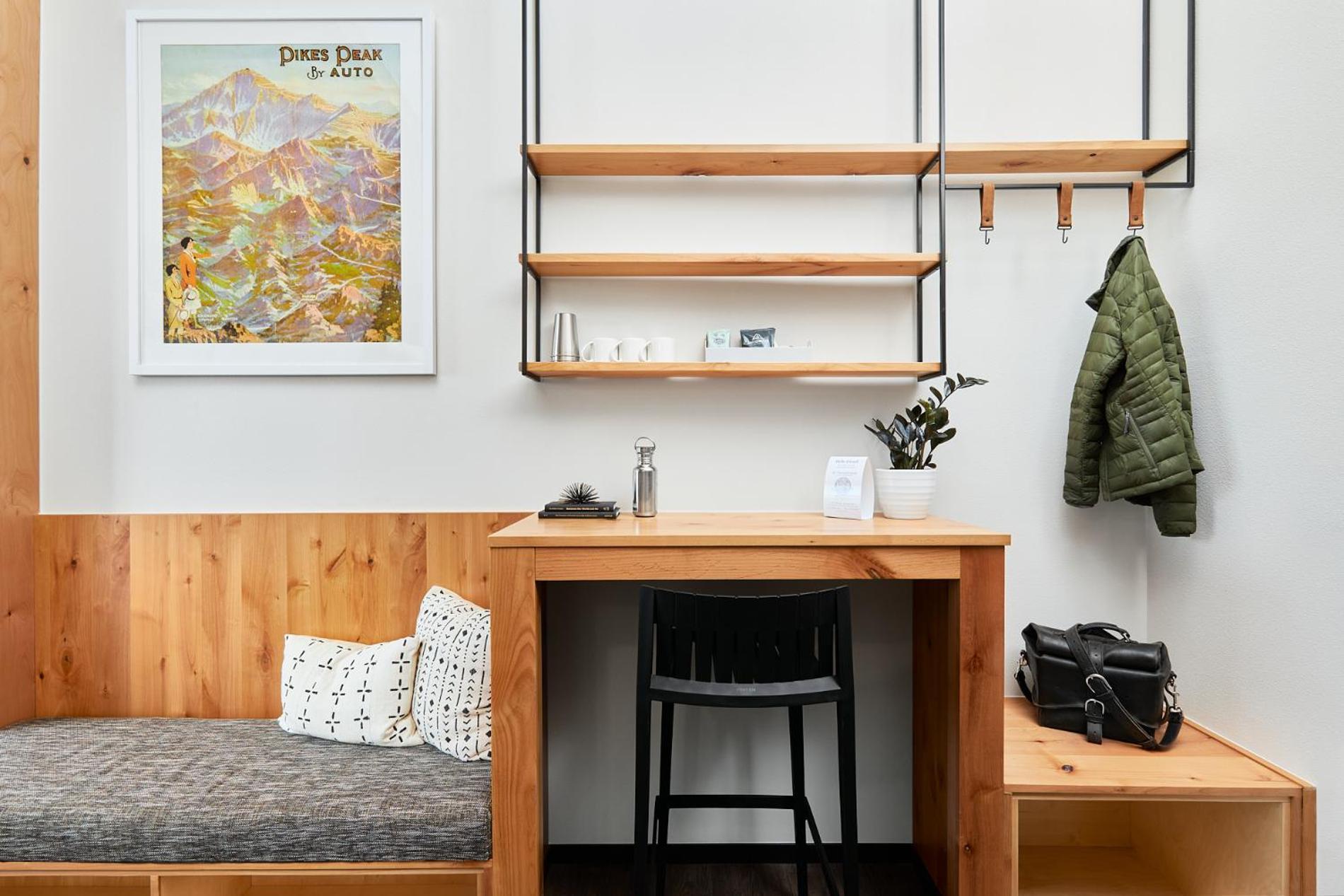 ホテル Kinship Landing コロラドスプリングス 部屋 写真
